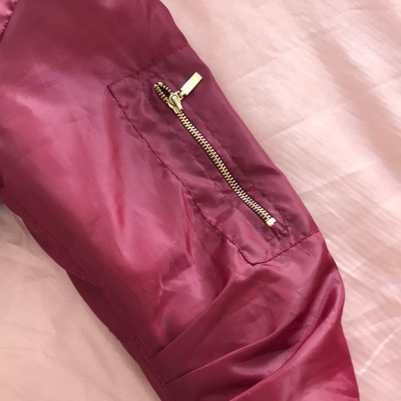 Burgundy Bomber Jacket💋 - Picture 8 of 8